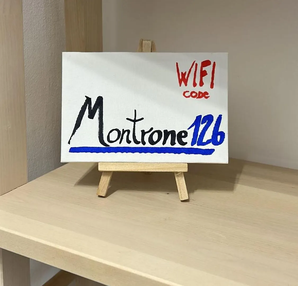 Marchese Di Montrone 126 Apartment Bari 0*,